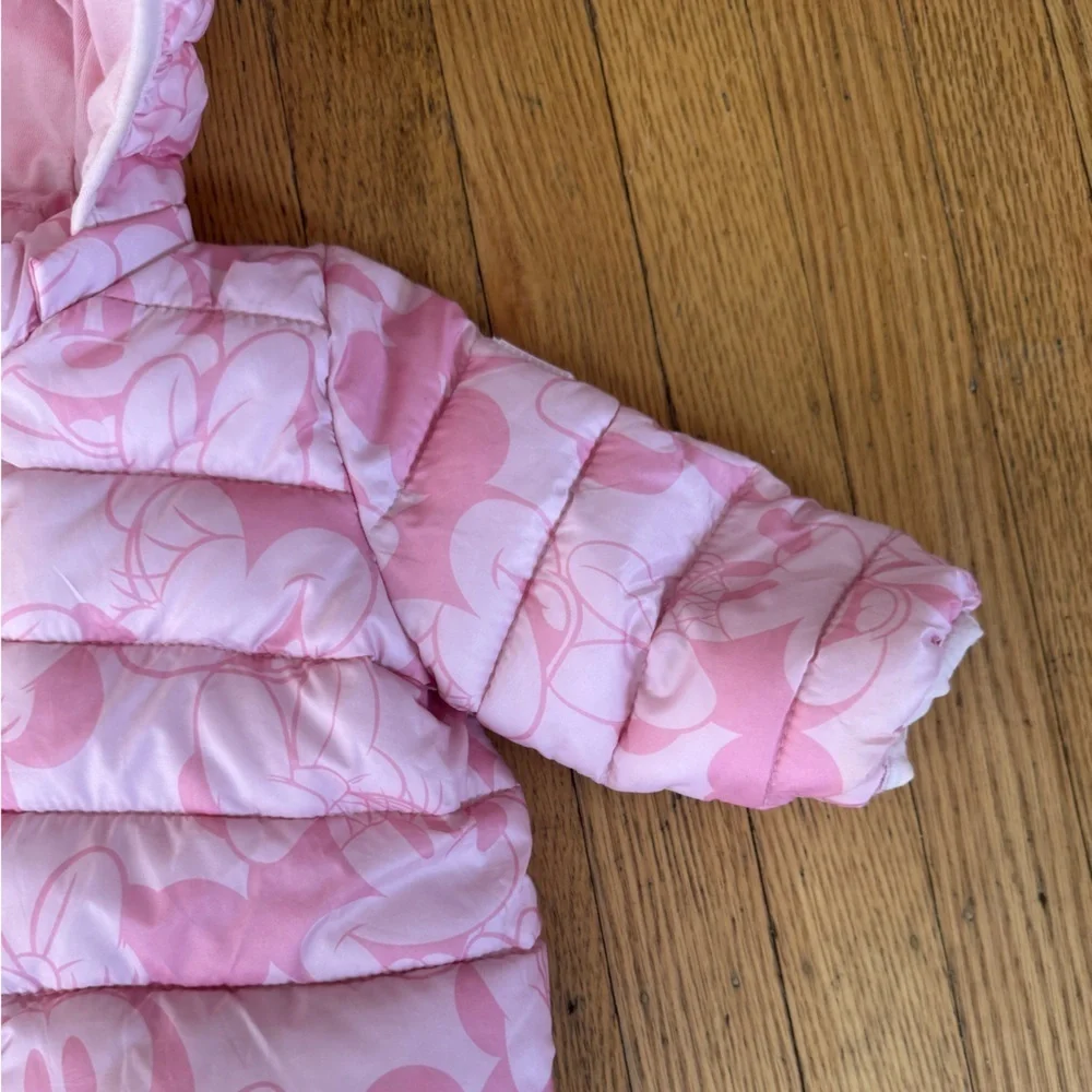 Baby GAP Disney Light Pink Puffer Jacket size 0-6 months